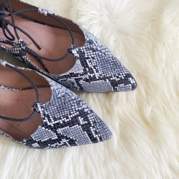 TOPSHOP Kingdom Snake-Effect Ghillie Pointed Flats - Picture 2 of 5